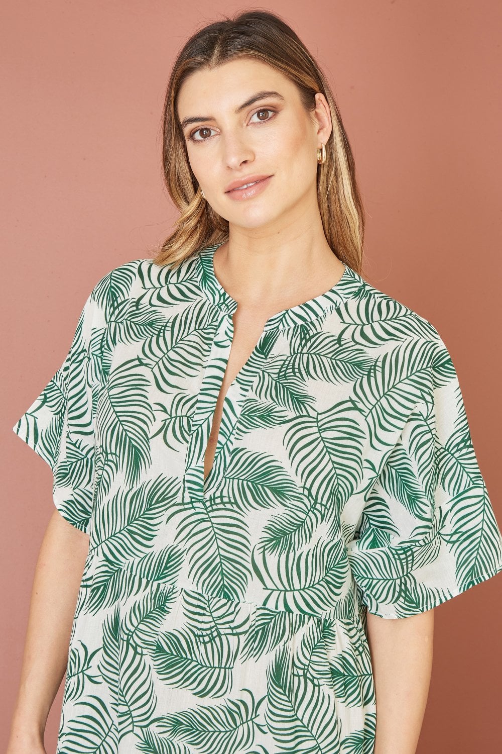 Yumi Green Organic Cotton Palm Print Tiered Tunic Dress