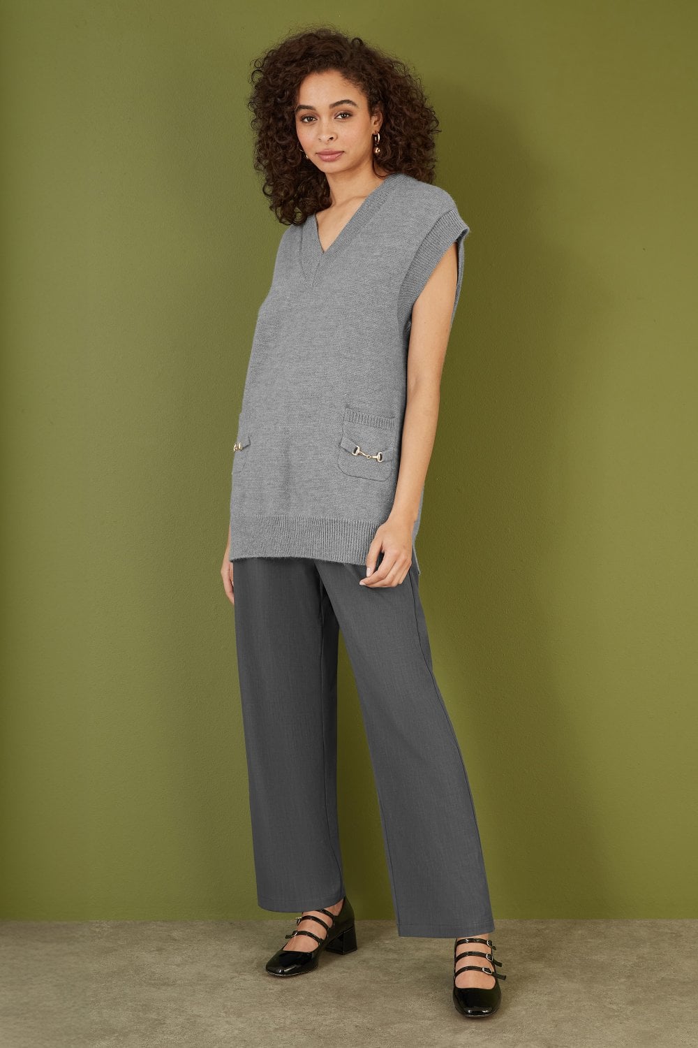 Yumi Grey Knitted Oversize Vest With Pockets And Snaffle Details