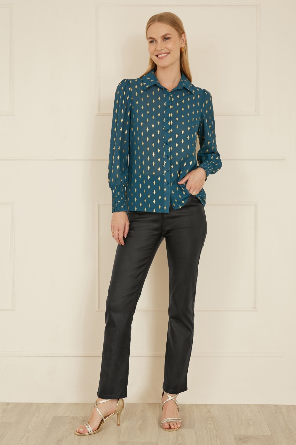 Yumi Teal Diamond Foil Print Top With Ruched Cuff